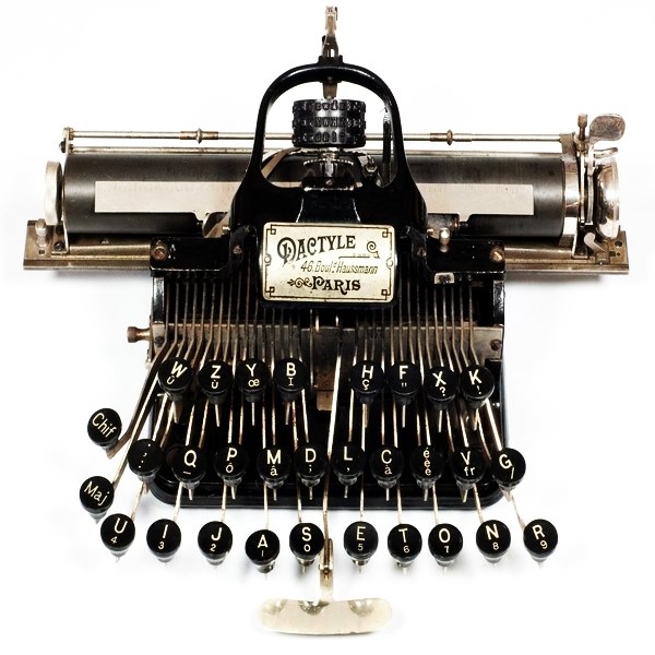 [Image: DactyleTypewriter.jpg]